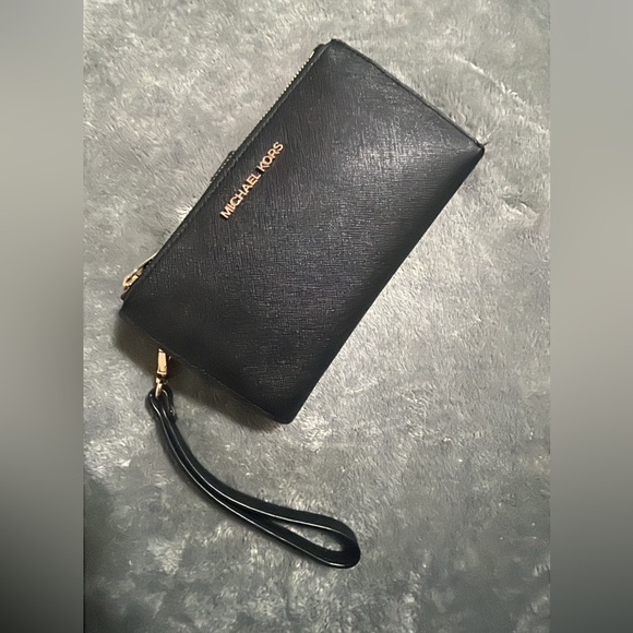 Michael Kors Black and Gold Wristlet - Picture 1 of 3
